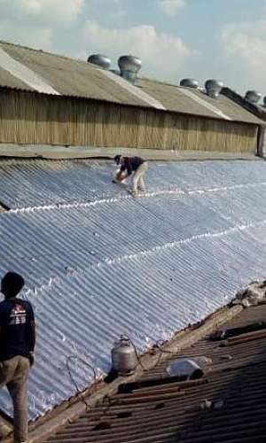 Impermeabilização com manta aluminizada Impermeabilização com manta aluminizada